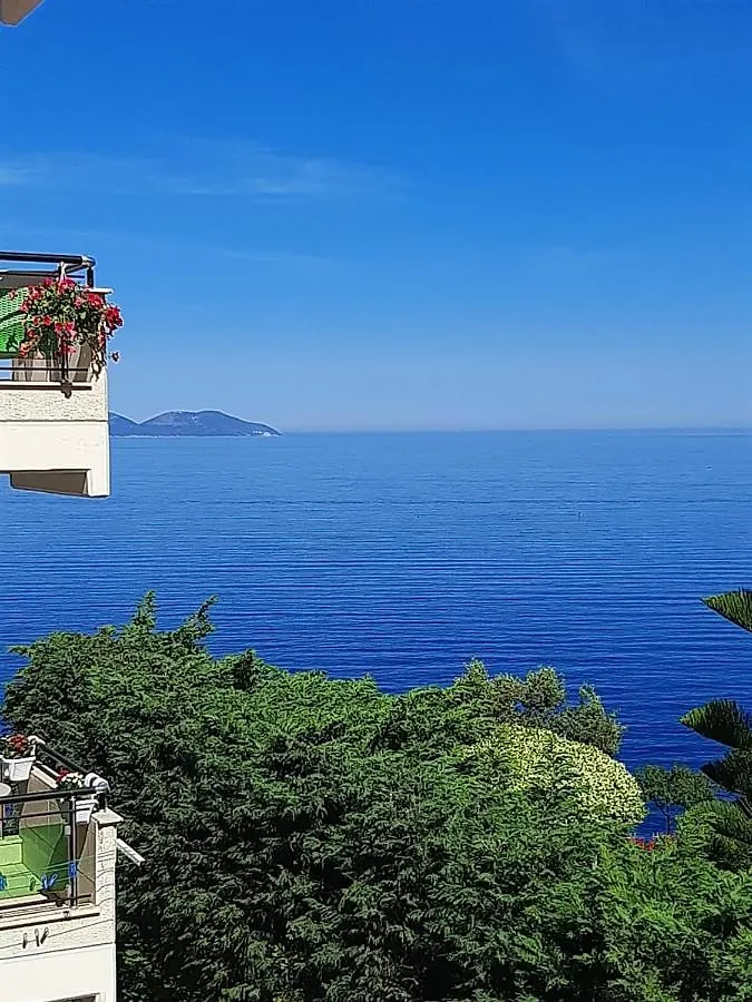 Apartament Vlorë 0*,